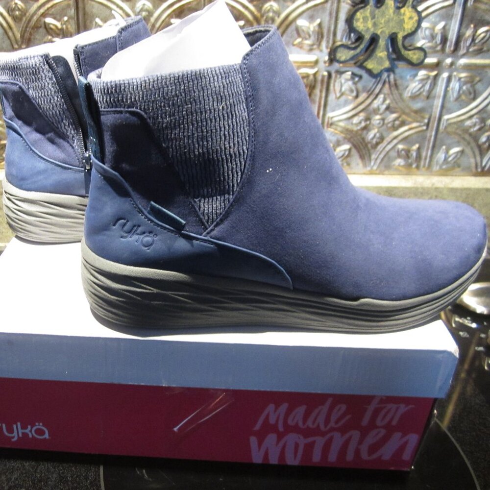 Ryka Noelle Women's Water-Repellent Boots 12 (WIDE)